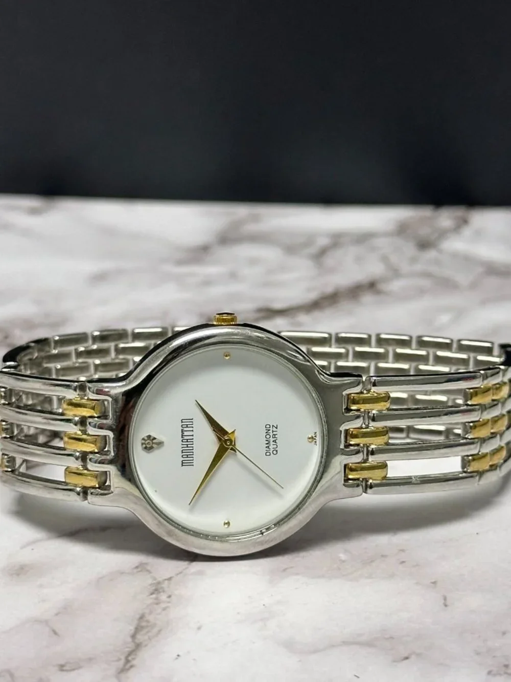 Manhattan Watch Women Two Tone Silver Gold White Dial New Battery 9 Inch